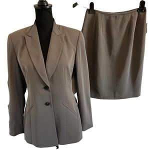 Kasper ASL Women’s Skirt Blazer Jacket Suit Set Size 4 NEW